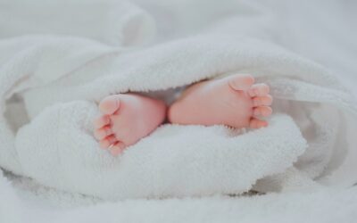 Primeros baños del recién nacido: Cuidados esenciales para su higiene y bienestar